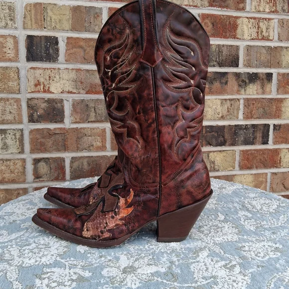 Stetson Exotic Leather Weatern Boots Snip Toe Sz.8 Brown Cross Wings - Picture 9 of 17